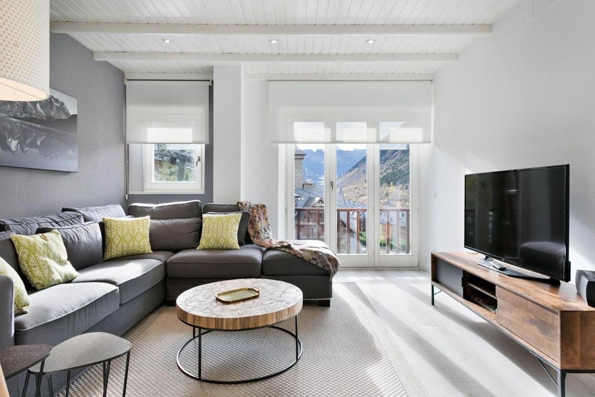 Luderna - Apartamento Cap De Aran A2 บาเกย์รา-เบเรต ภายนอก รูปภาพ